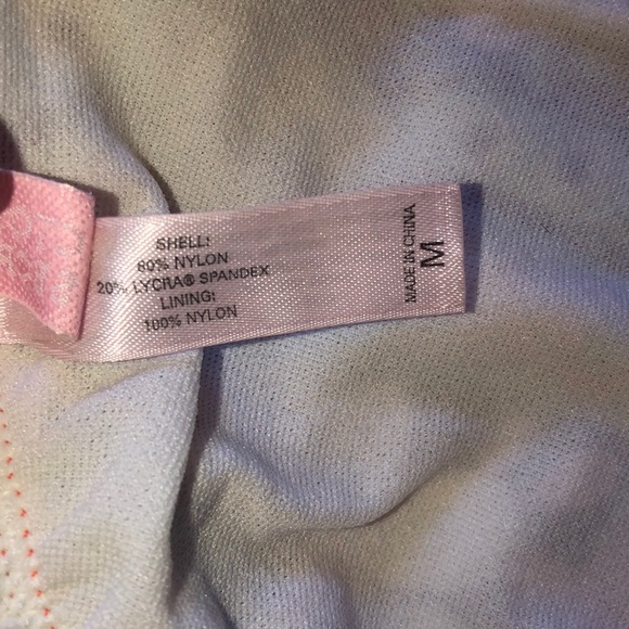 Printed Victoria Secret bikini top Medium - Picture 8 of 12